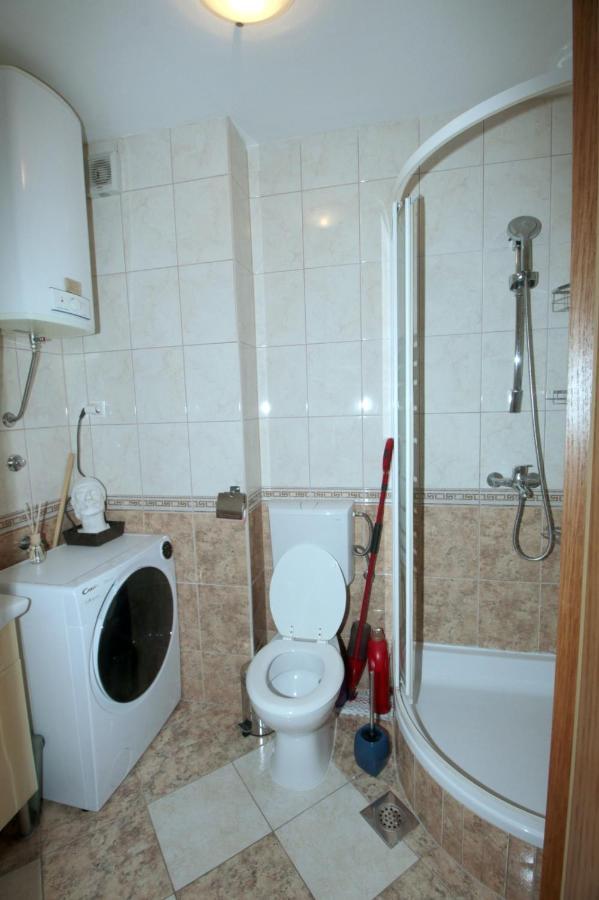 Apartman *Sanja* Omis Apartment Exterior photo